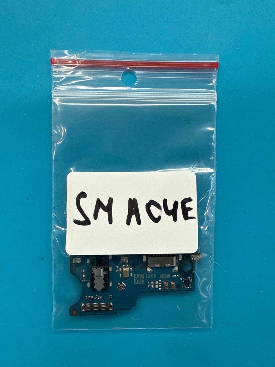 Charging port samsung a04e (original)