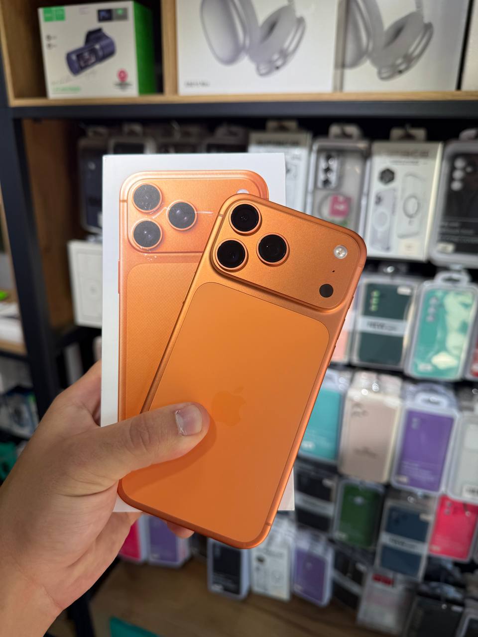 iPhone 17 Pro Max 256gb 100% Orange (60 cicluri)