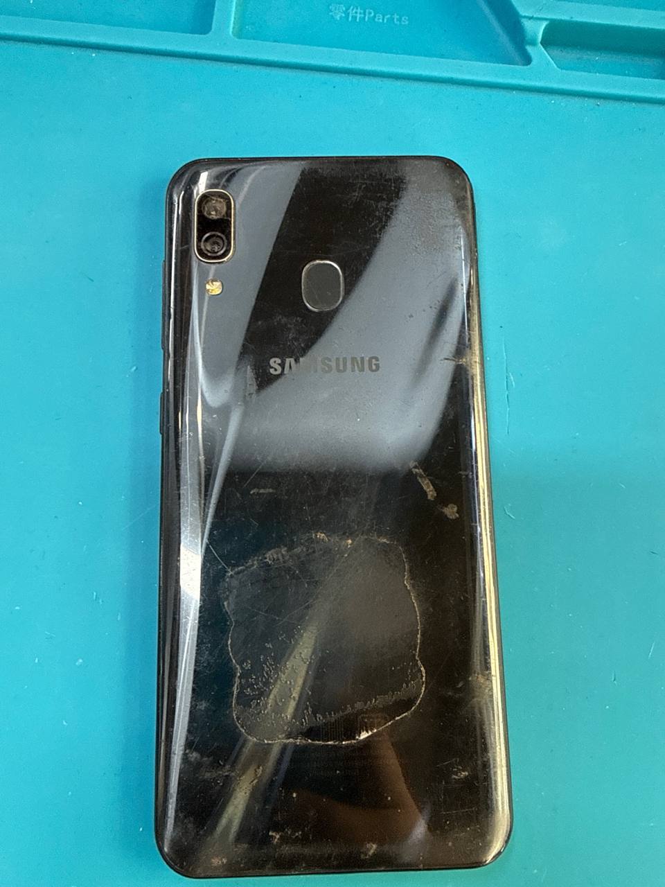 Samsung A30 Black (Разбит экран)